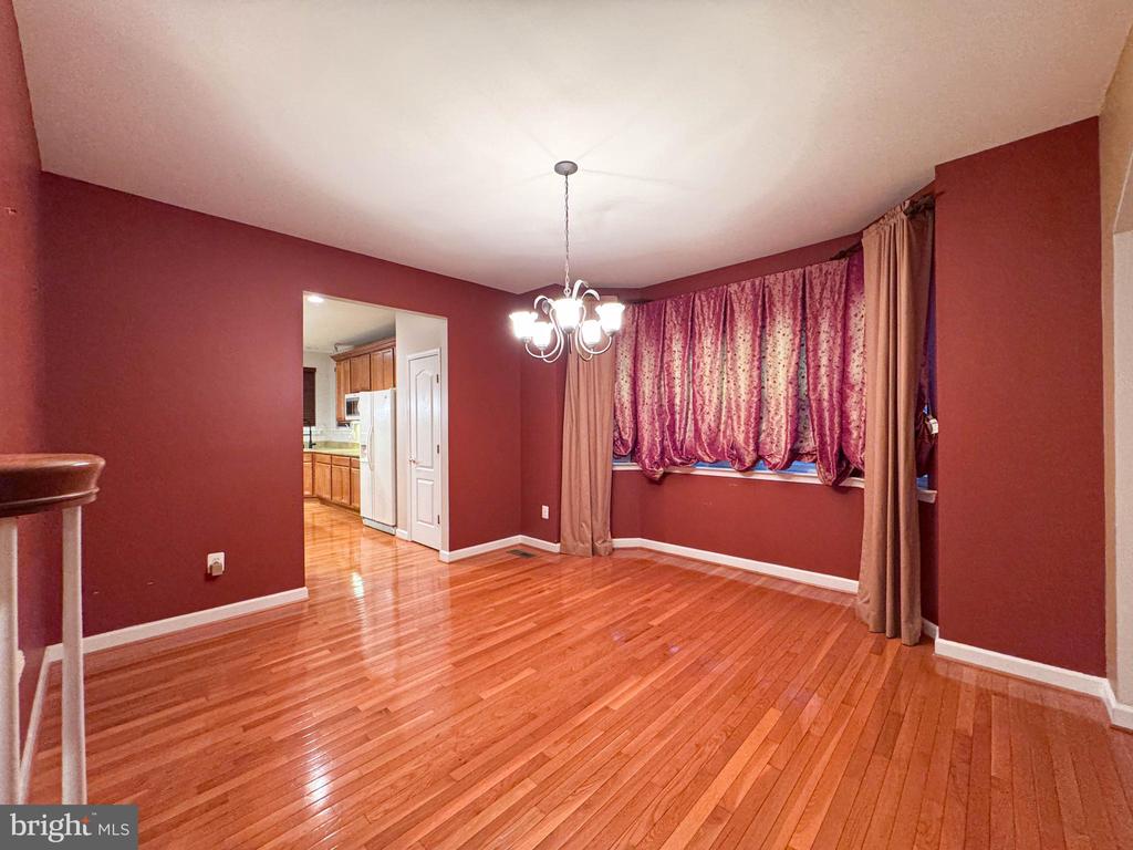 2039 DOWNSHIRE COURT