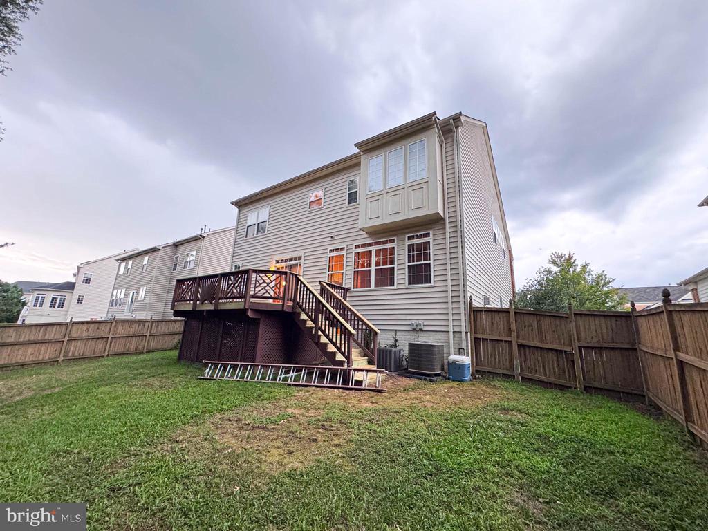 2039 DOWNSHIRE COURT