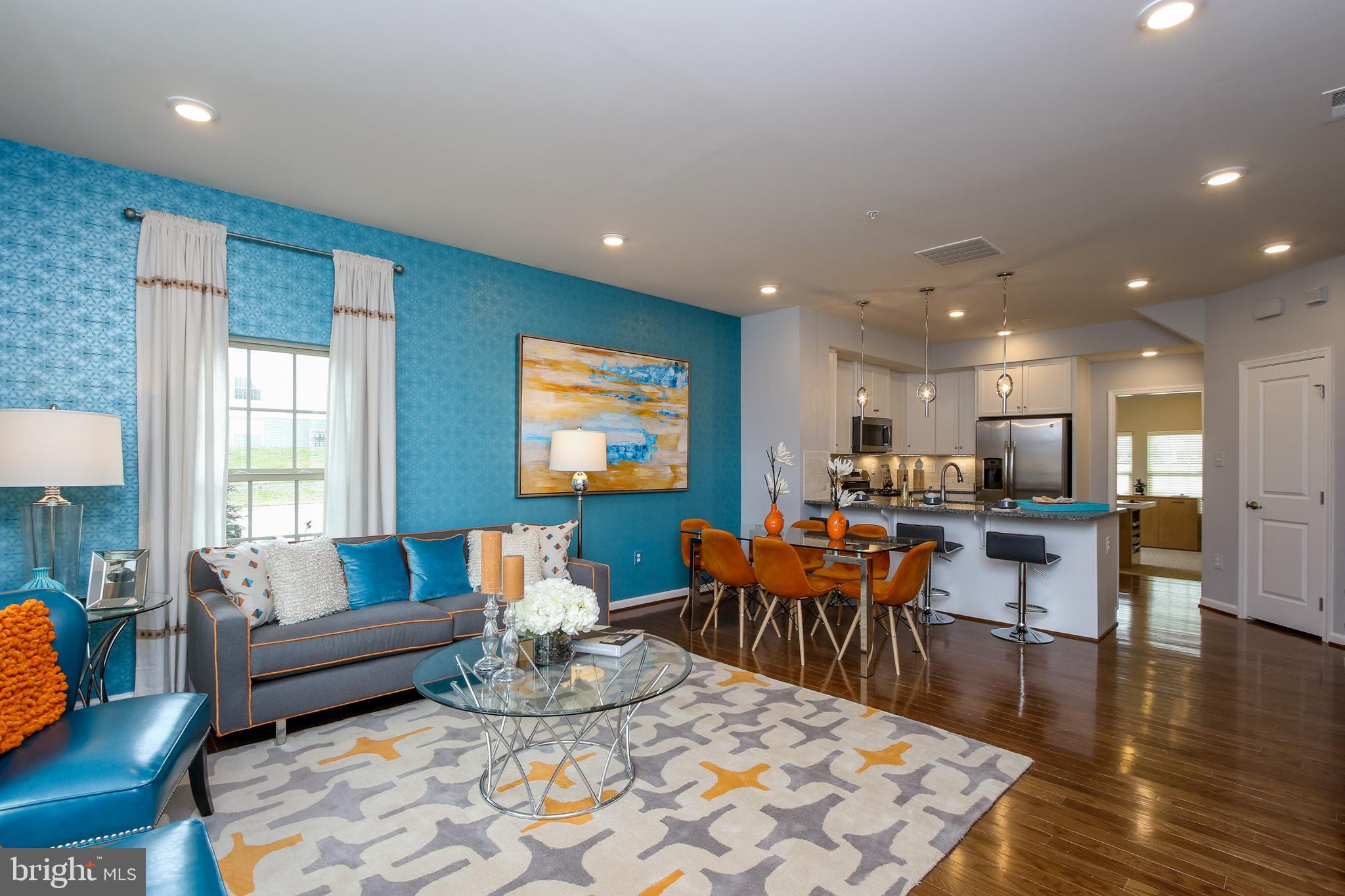 10968 Presidential Pkwy #E