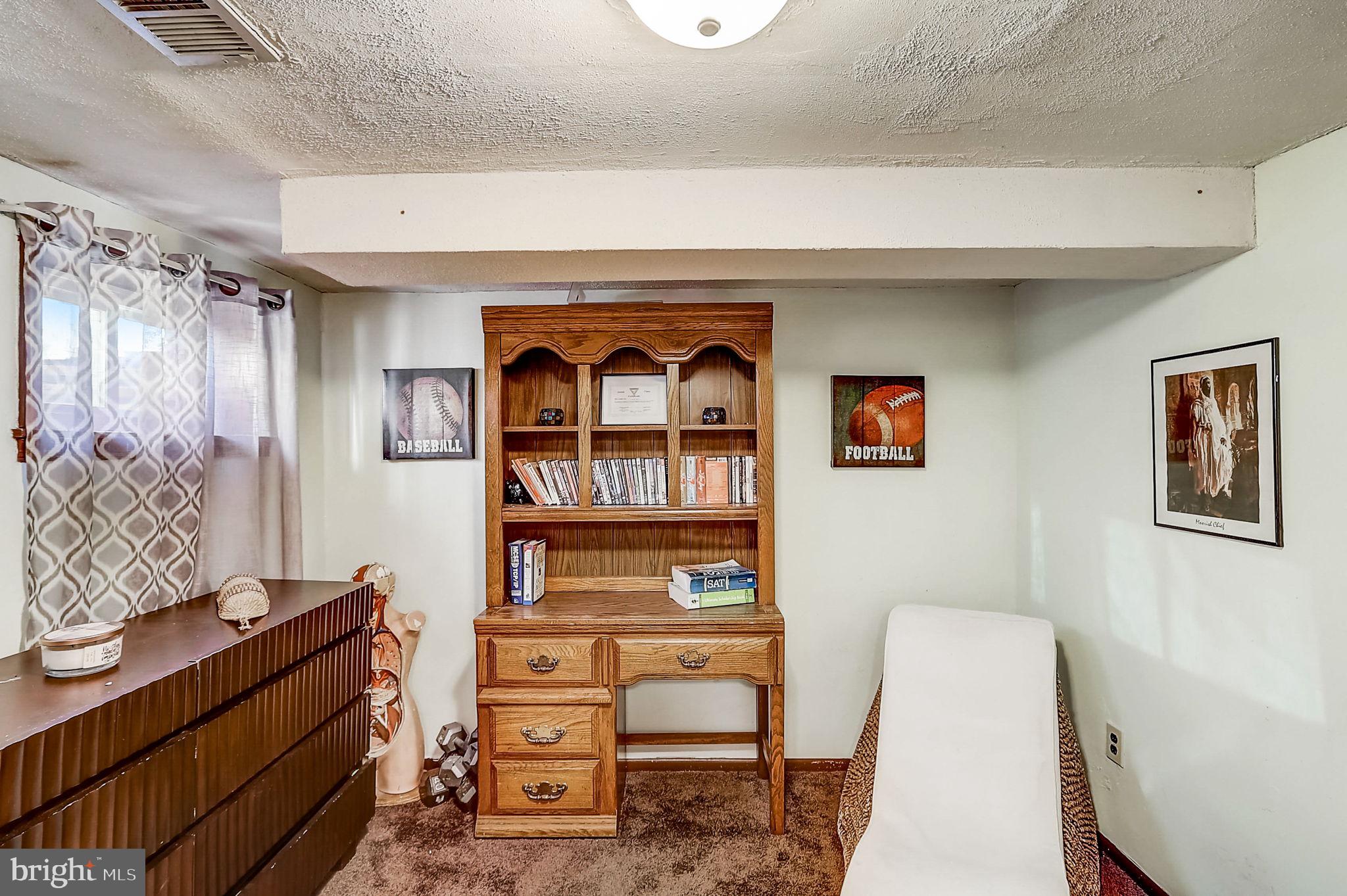 2604 Fort Dr