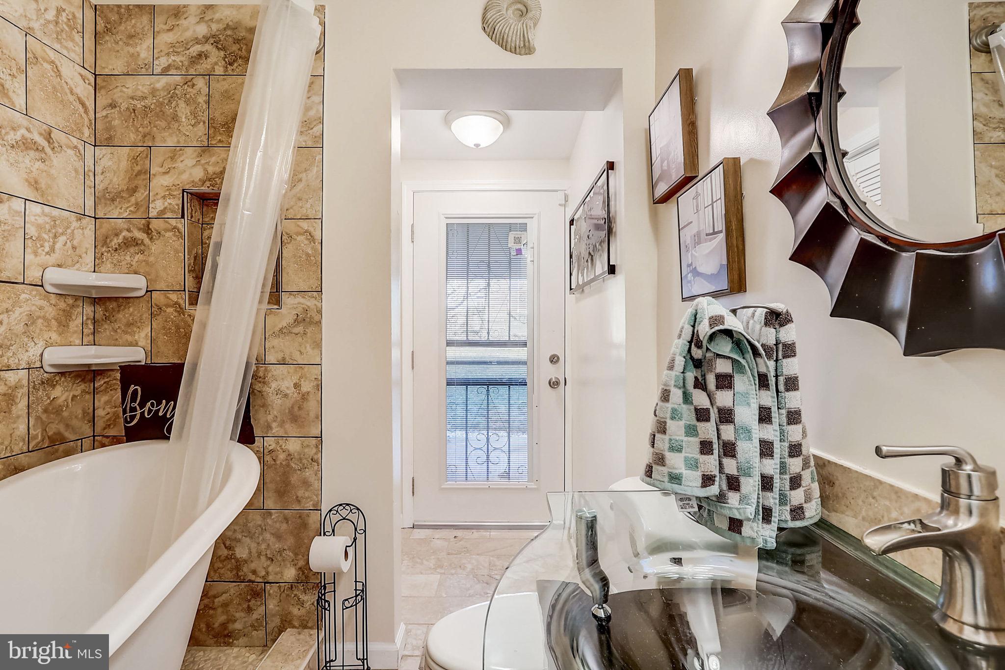 2604 Fort Dr