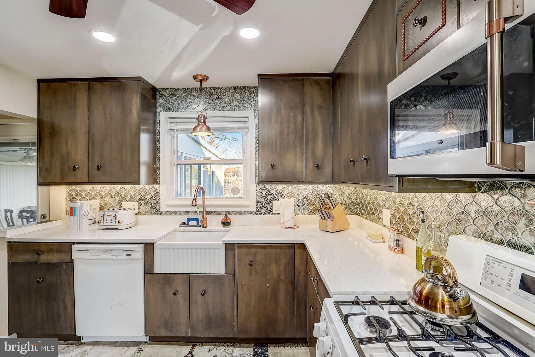 2604 Fort Dr