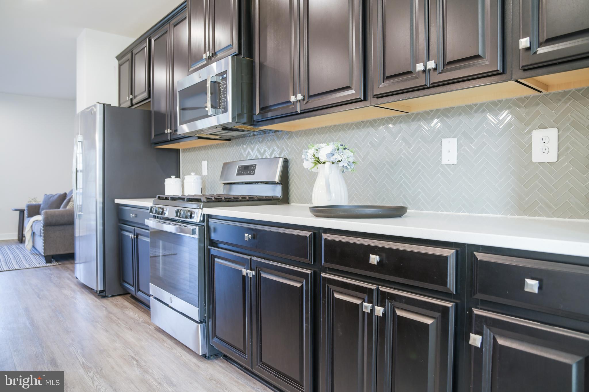 5606 Richmanor Ter