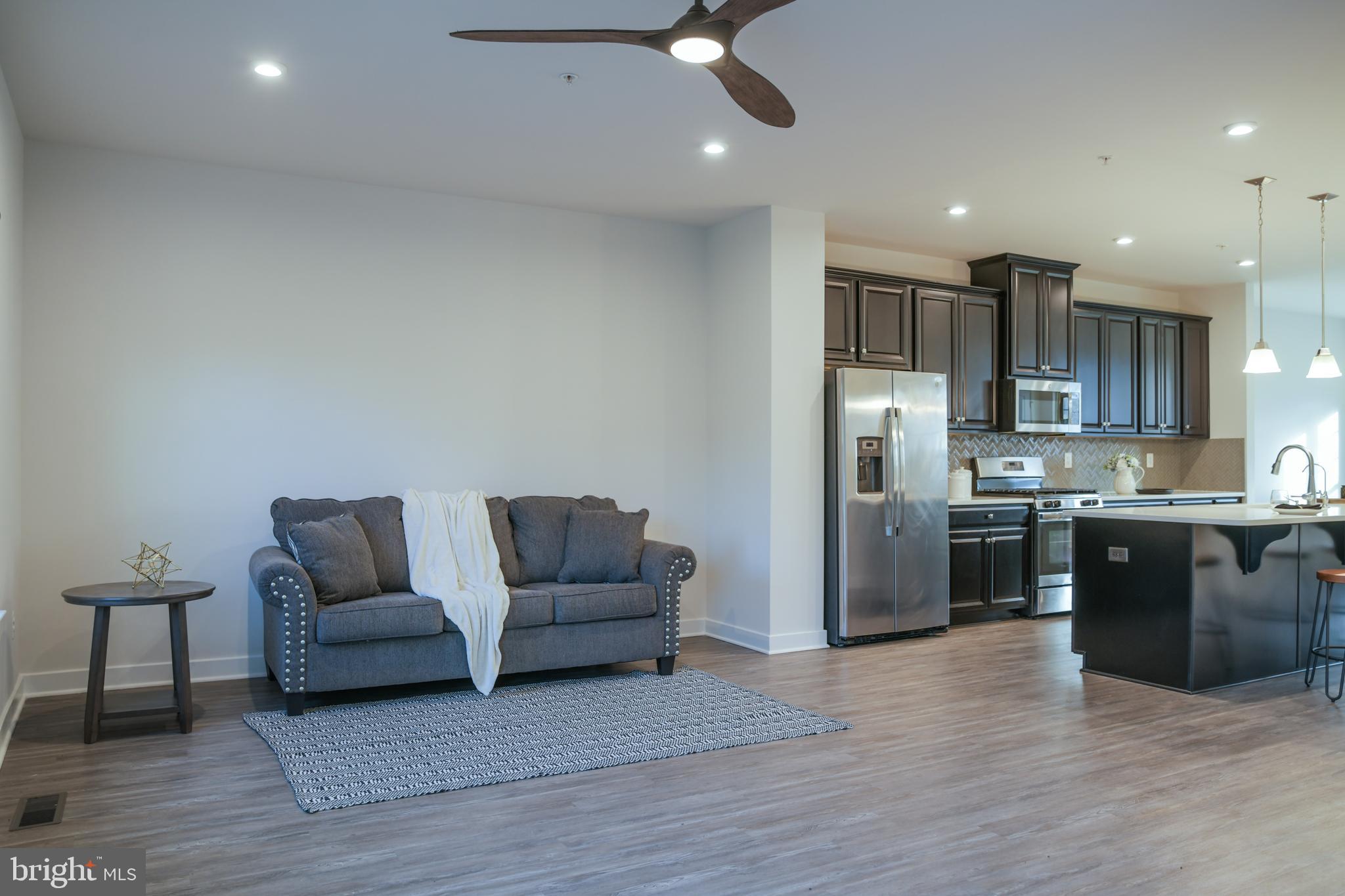 5606 Richmanor Ter