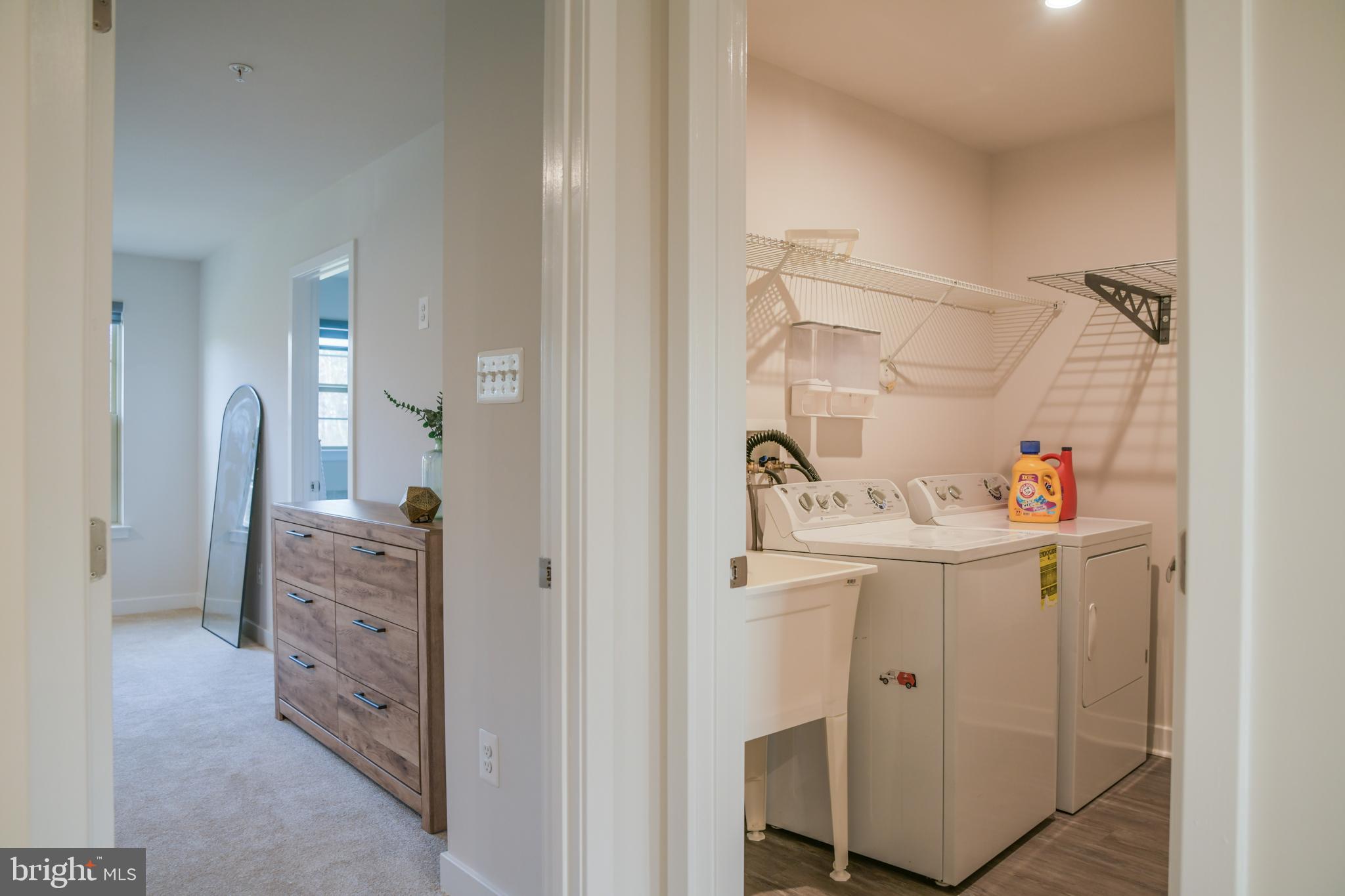5606 Richmanor Ter