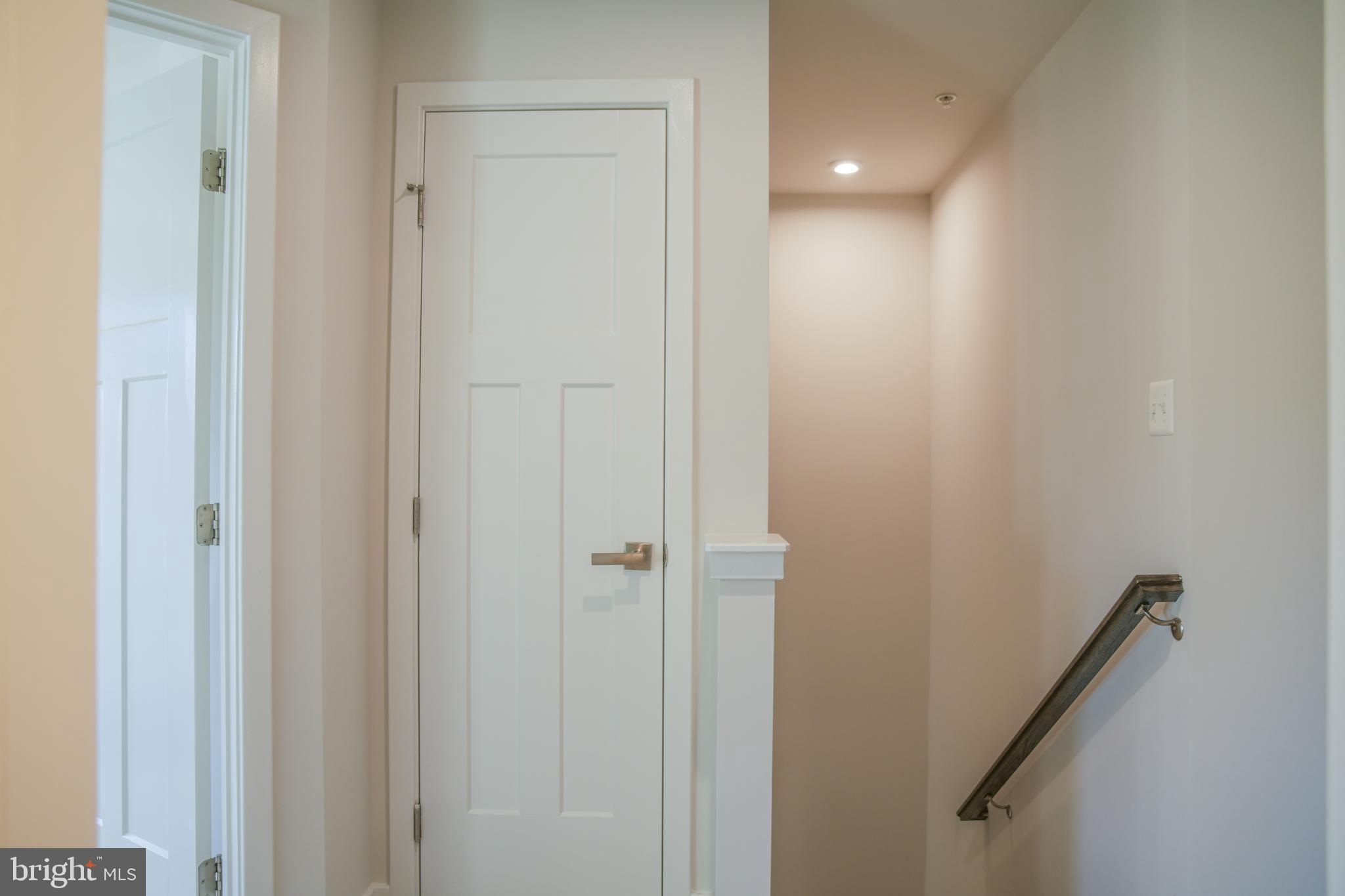 5606 Richmanor Ter