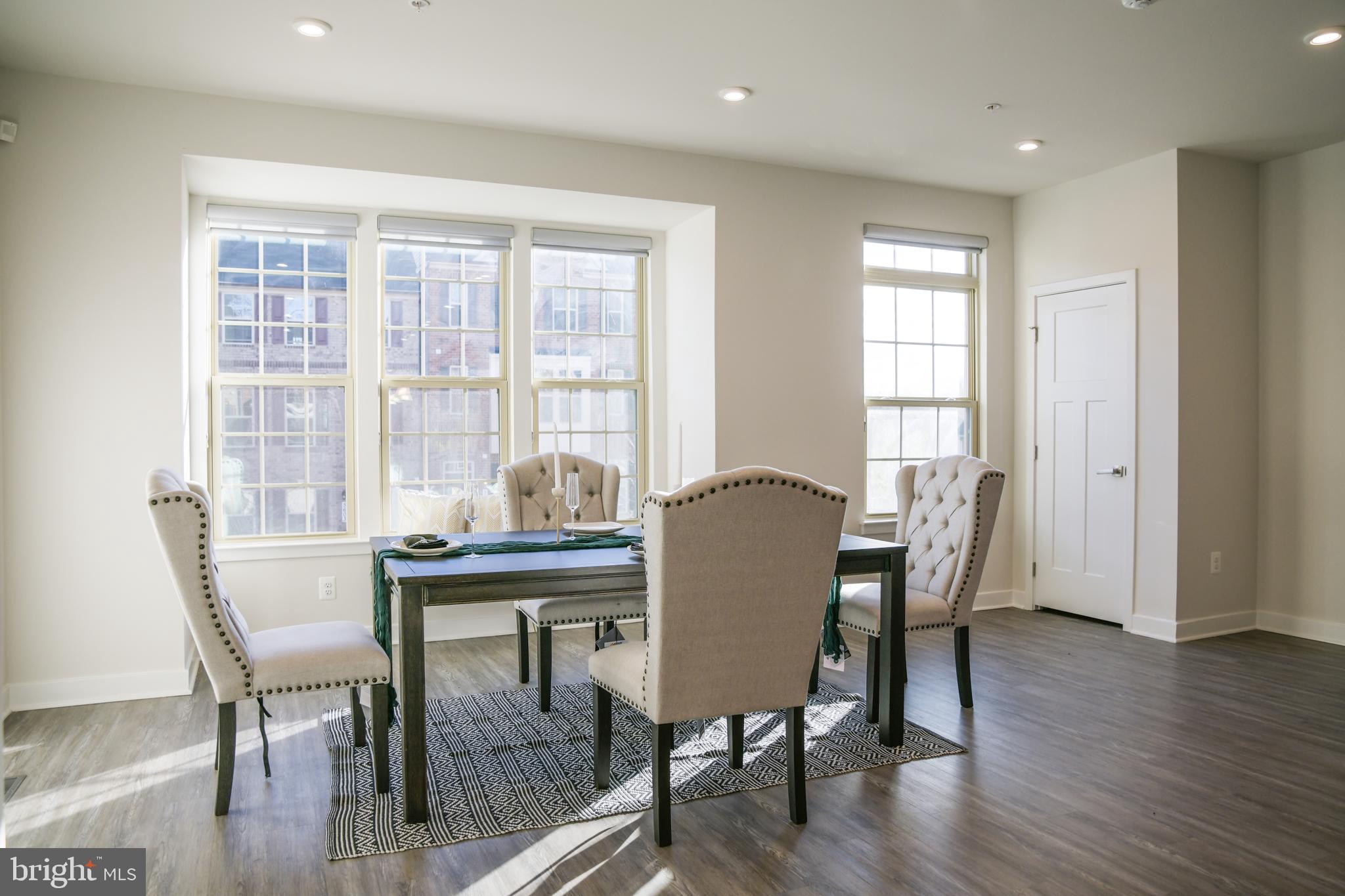 5606 Richmanor Ter