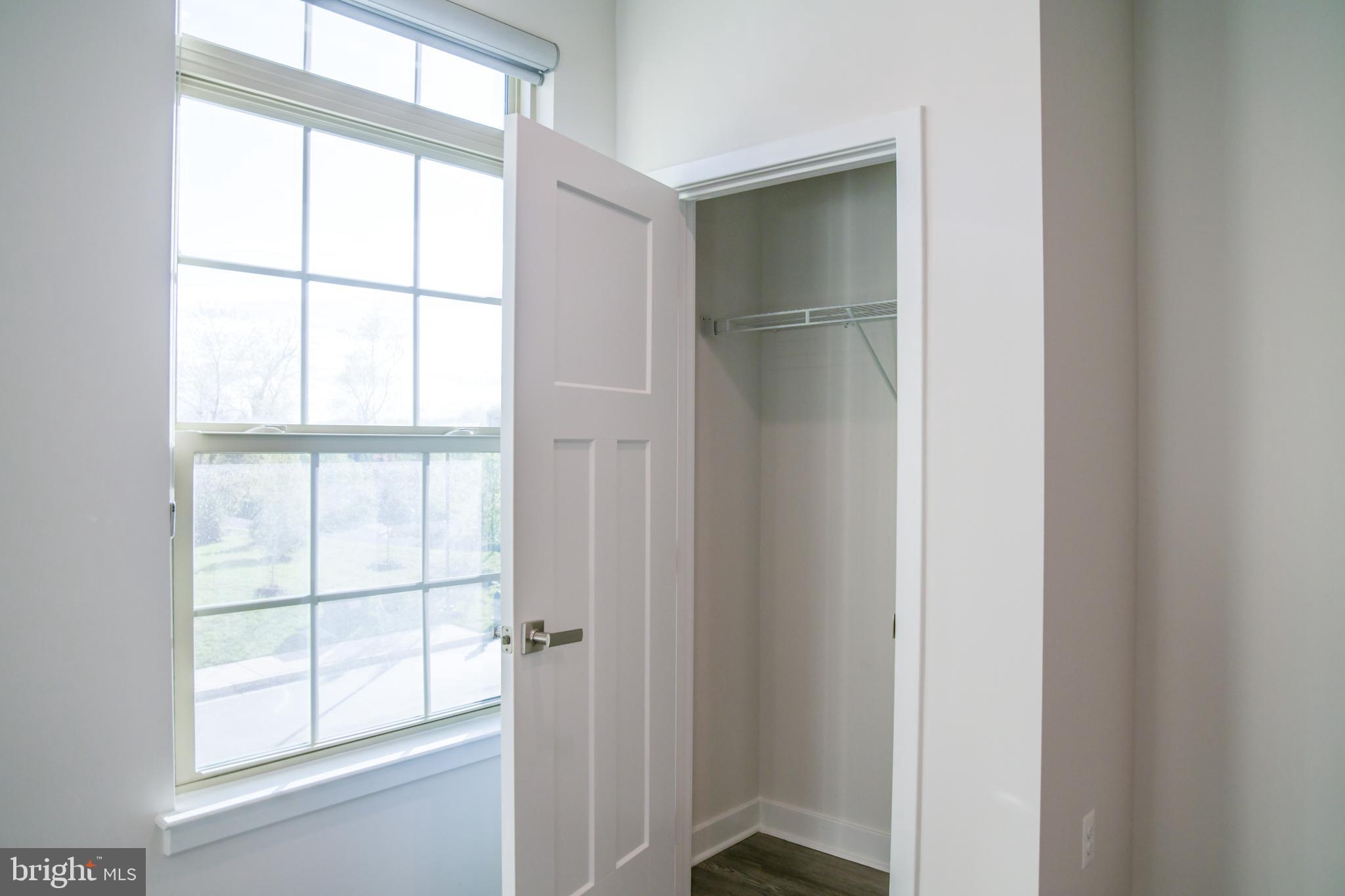 5606 Richmanor Ter
