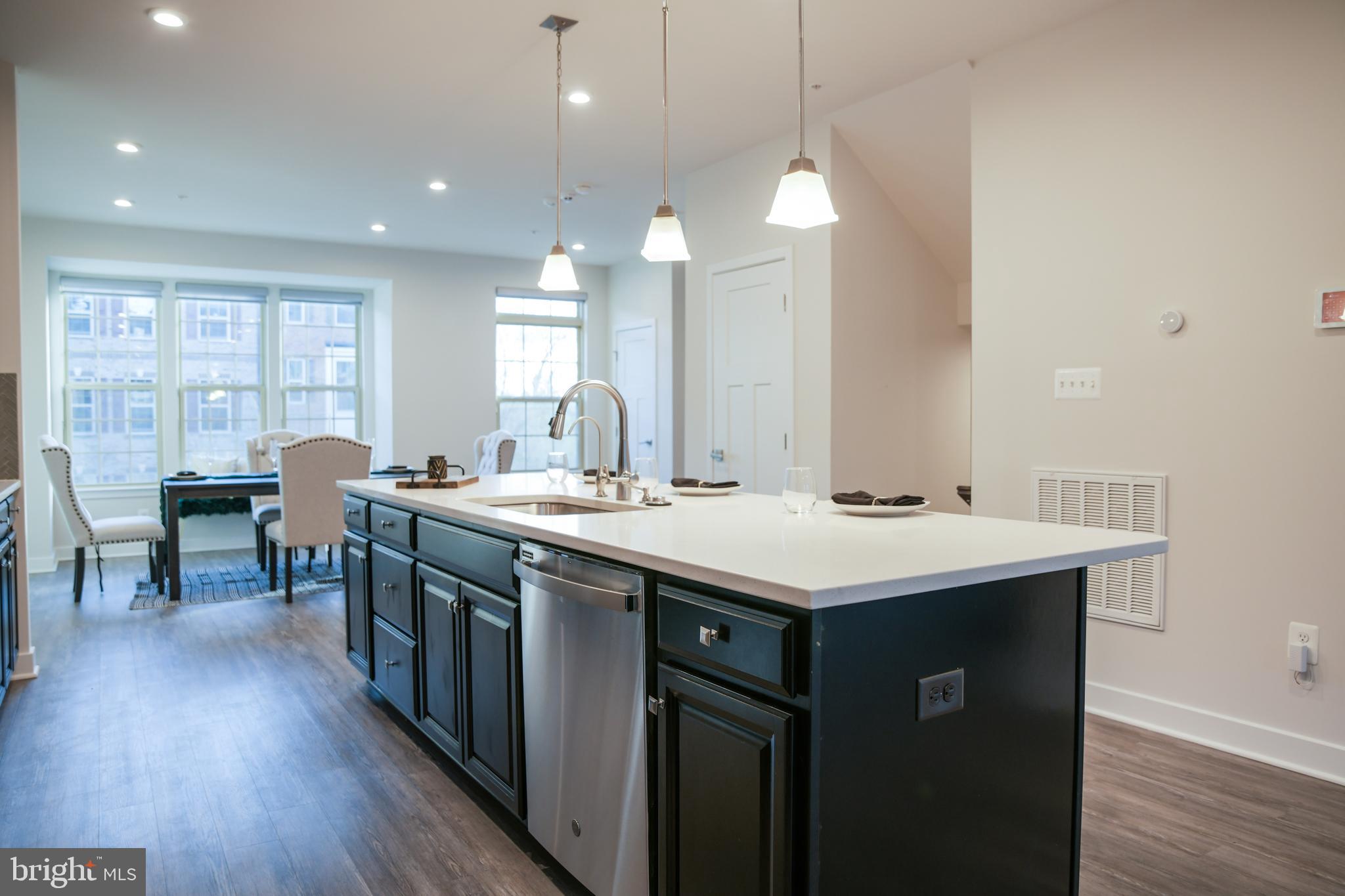 5606 Richmanor Ter