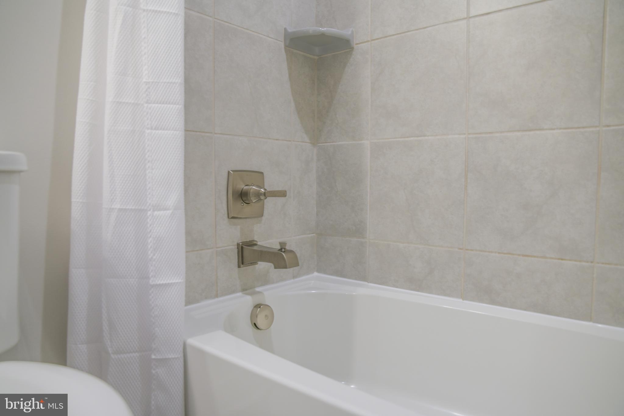 5606 Richmanor Ter