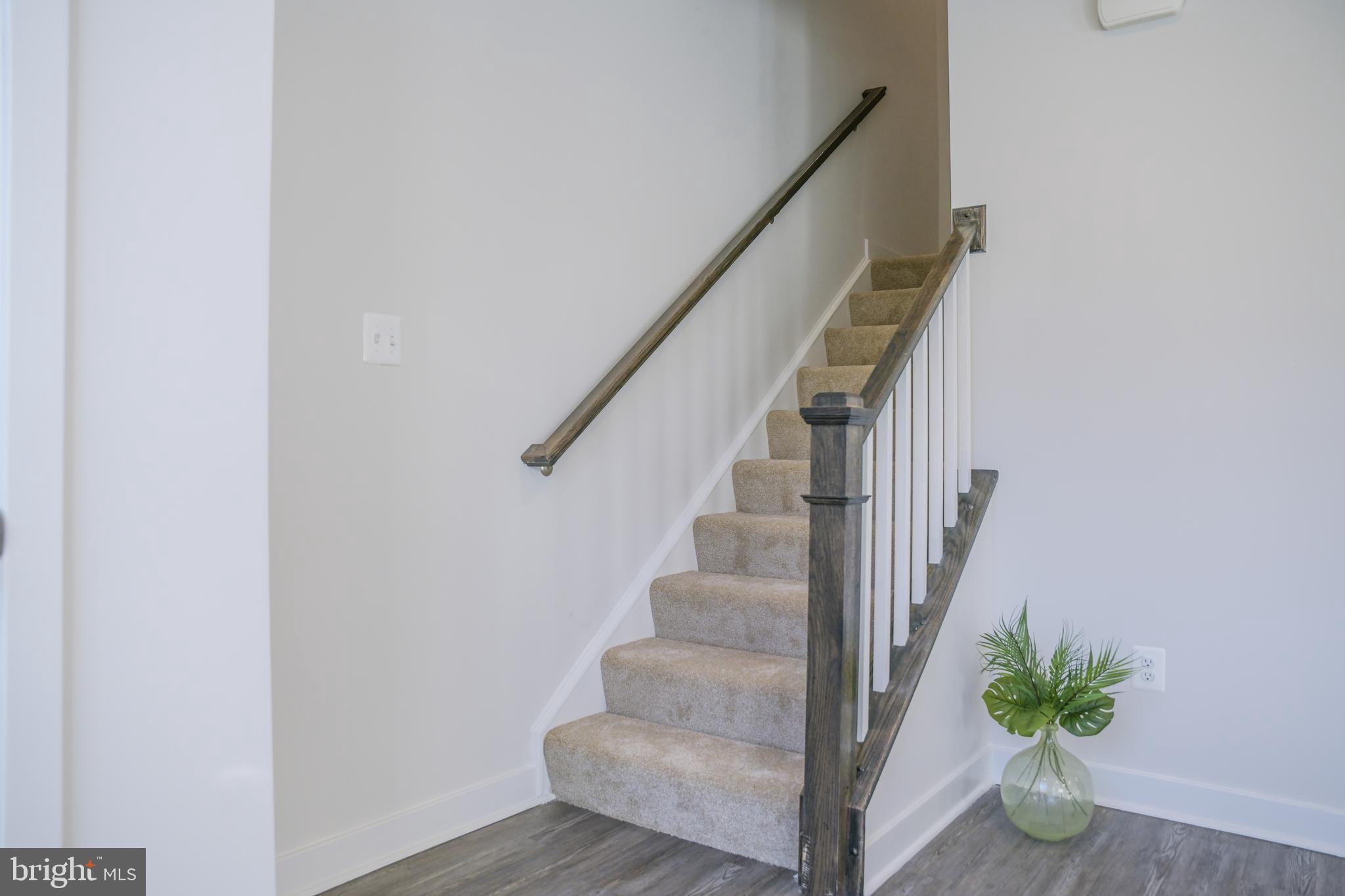 5606 Richmanor Ter