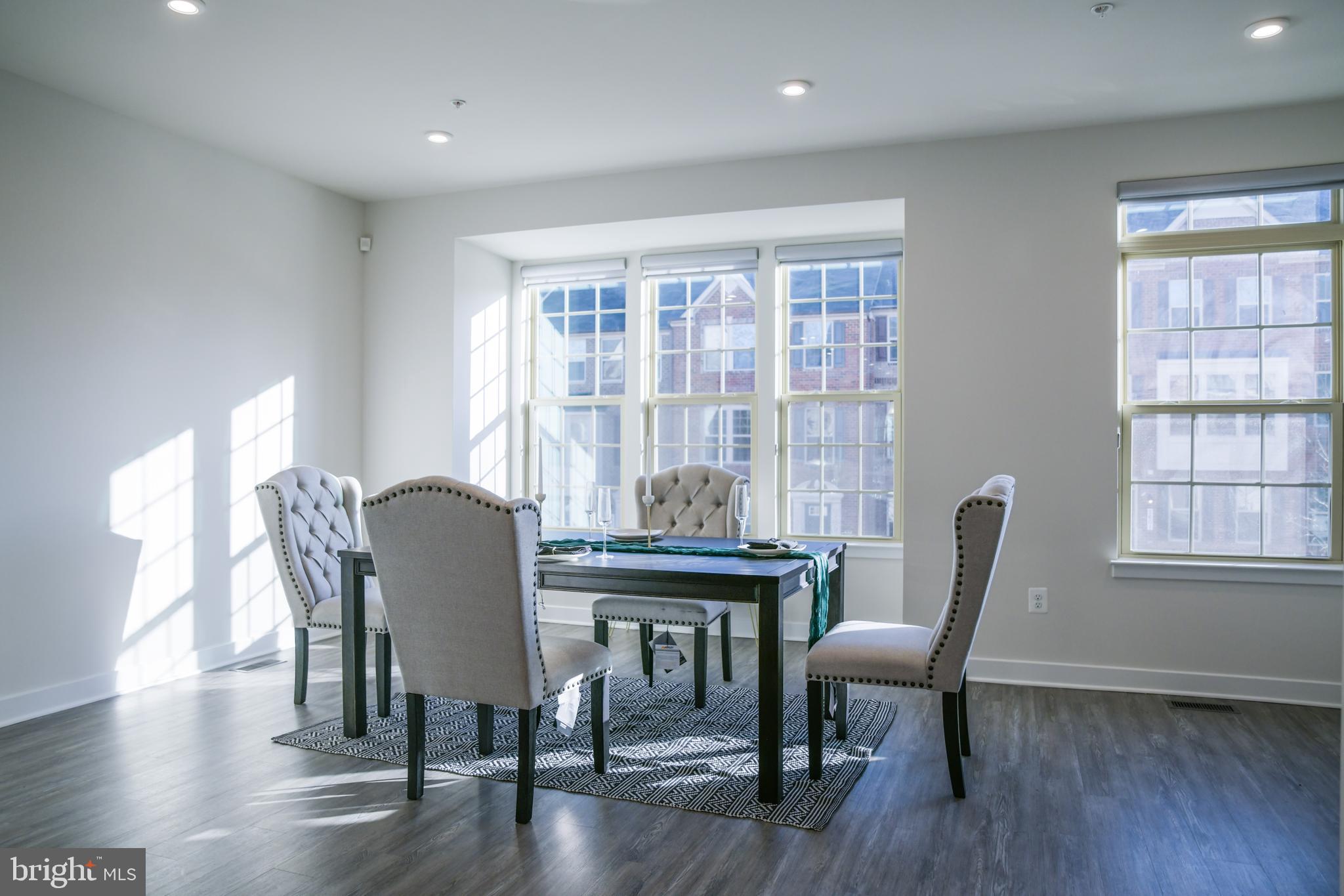 5606 Richmanor Ter