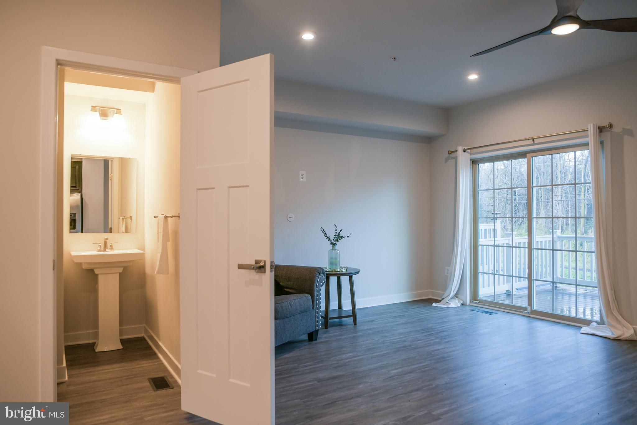 5606 Richmanor Ter