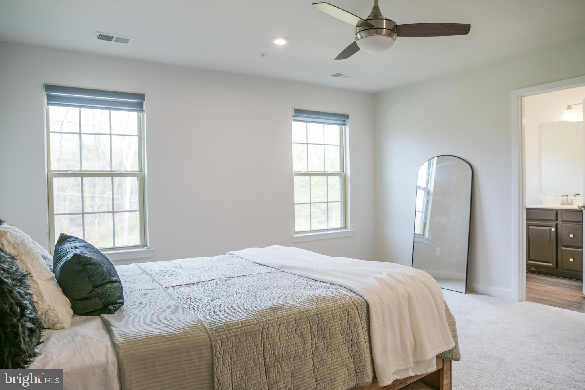 5606 Richmanor Ter