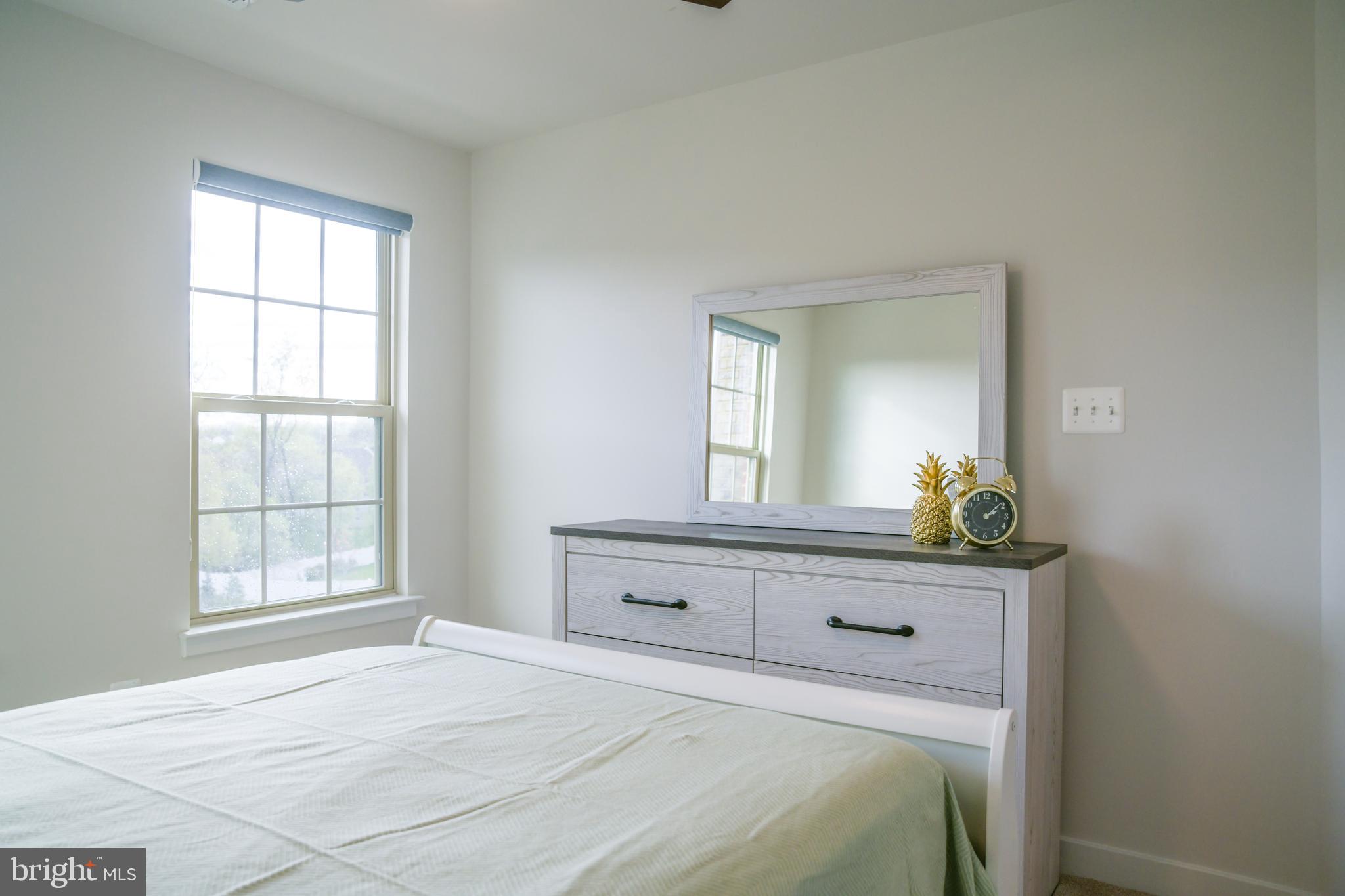 5606 Richmanor Ter