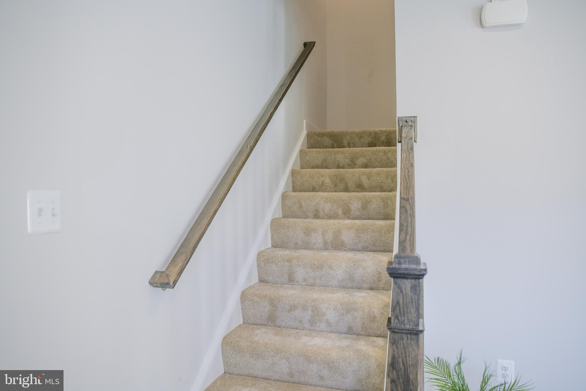 5606 Richmanor Ter
