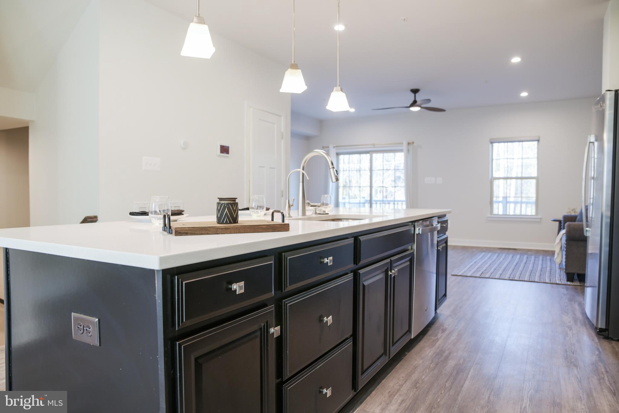 5606 Richmanor Ter