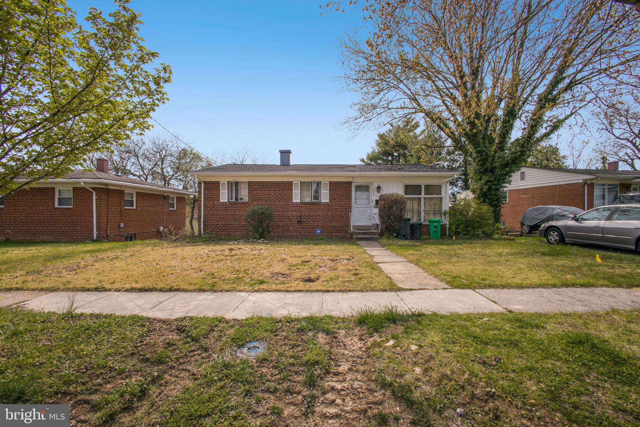 5914 Rosedale Dr