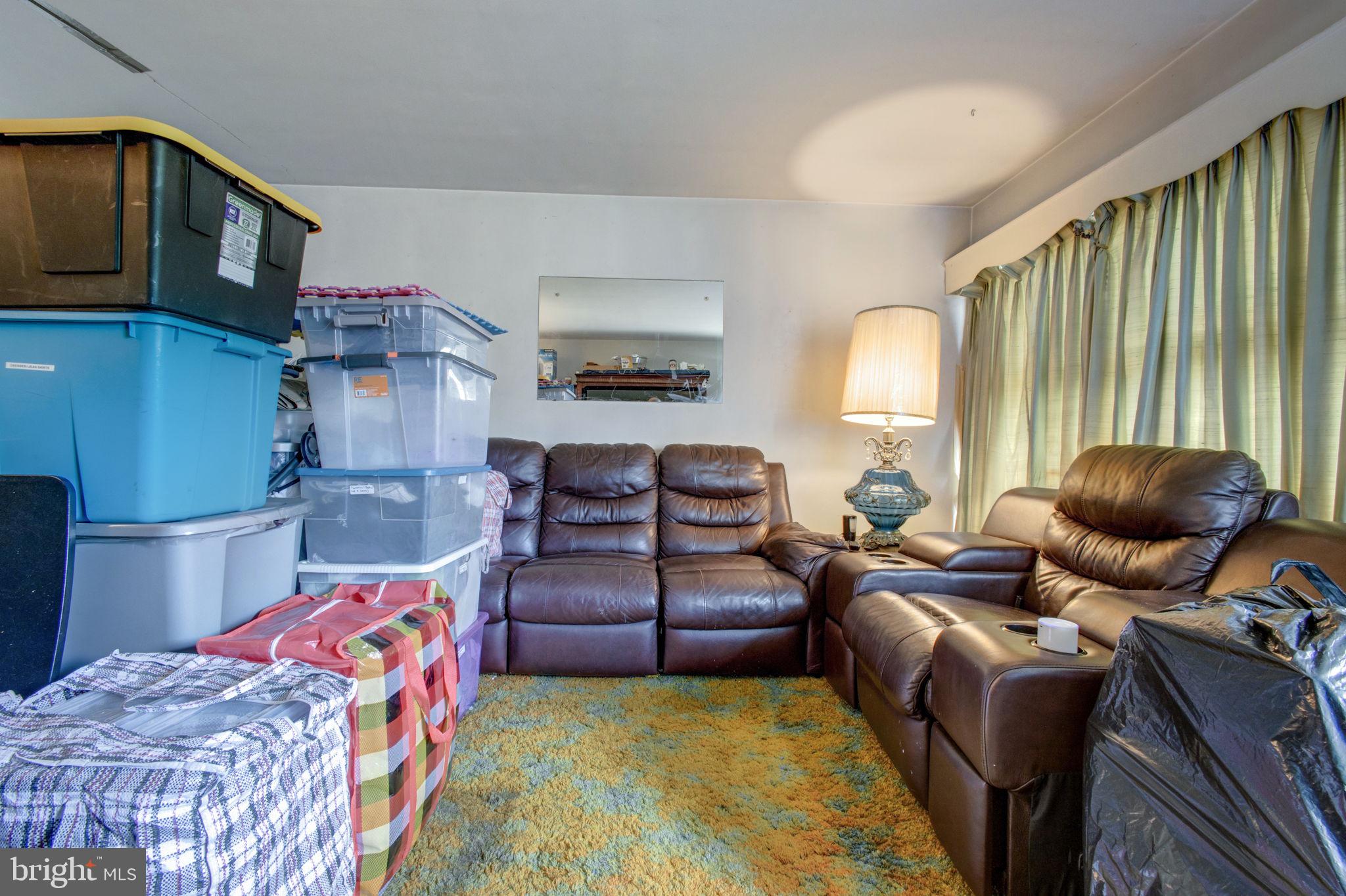 5914 Rosedale Dr