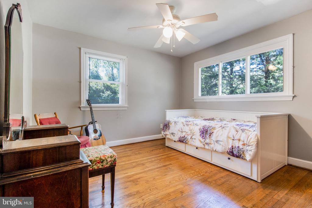 13102 Brandywine Rd