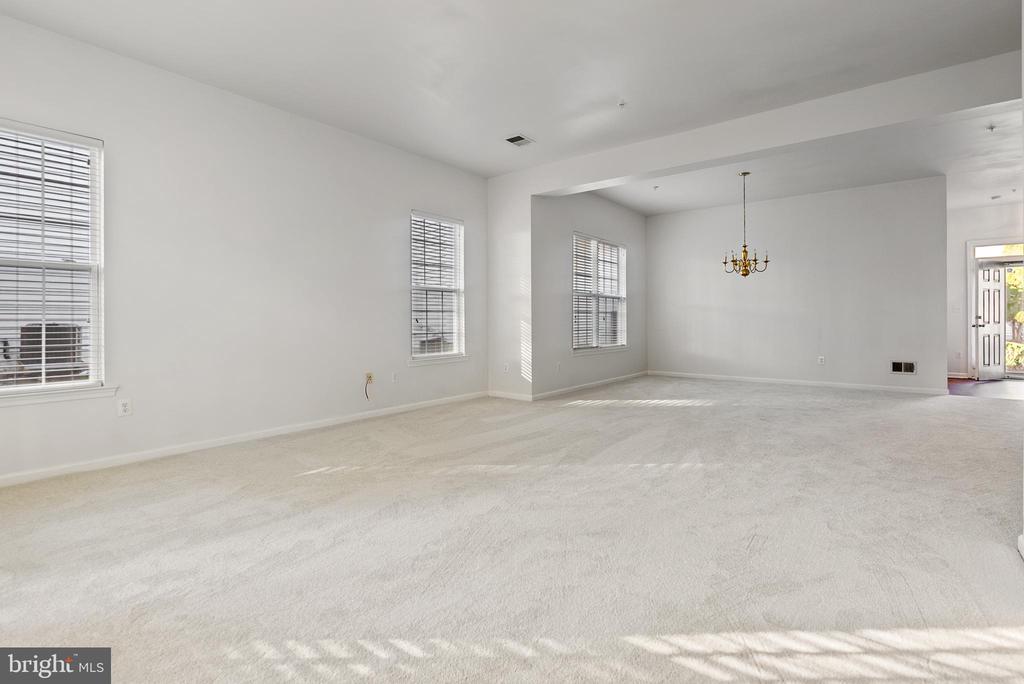 2139 Vittoria Ct #35