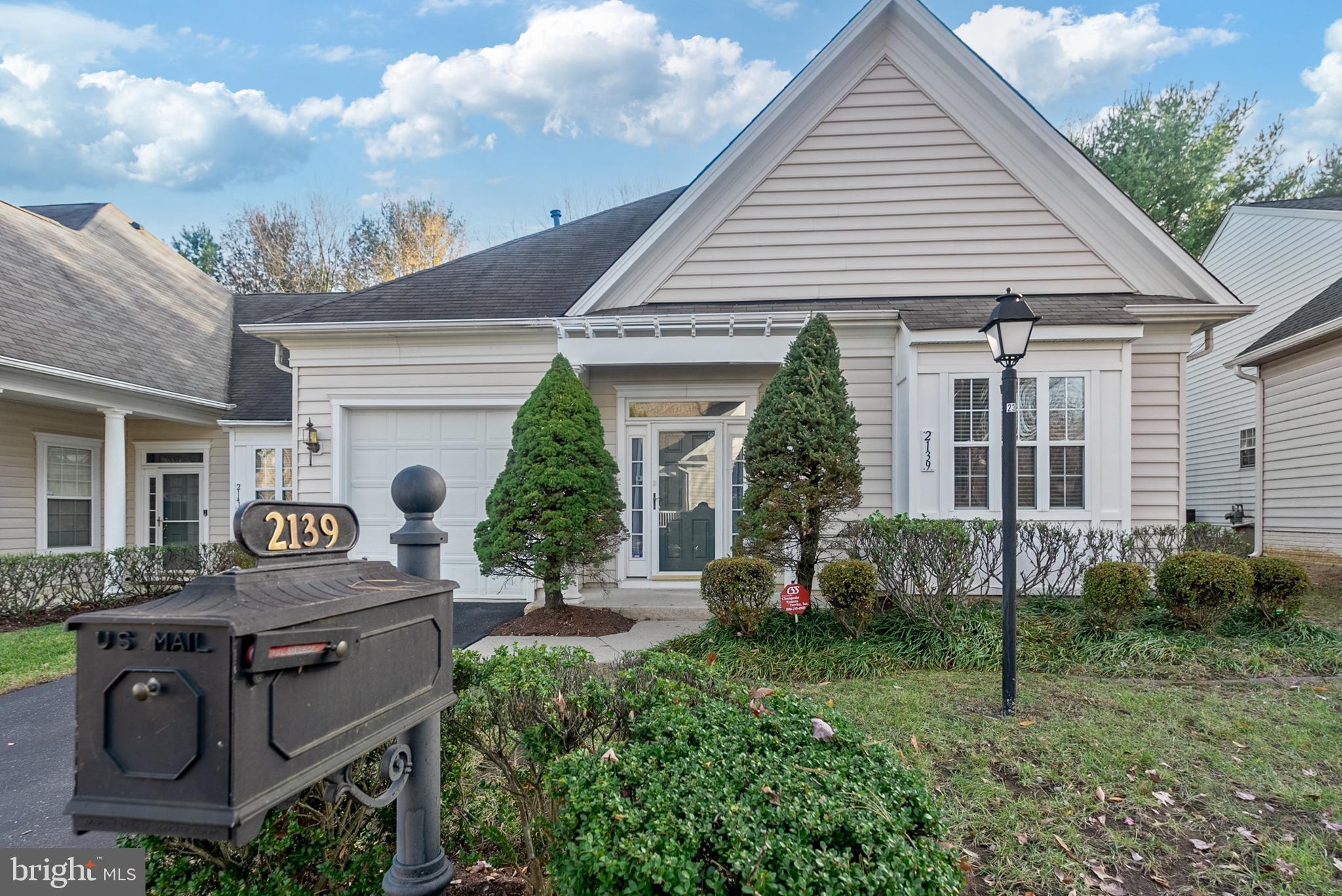 2139 Vittoria Ct #35