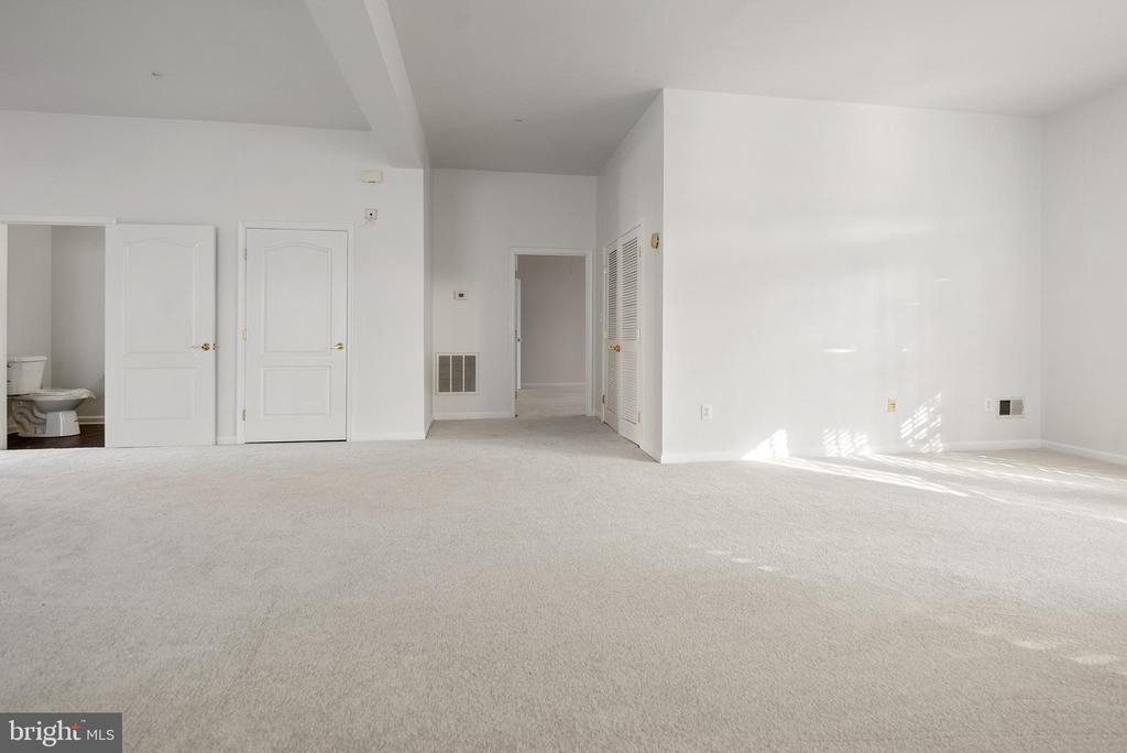 2139 Vittoria Ct #35