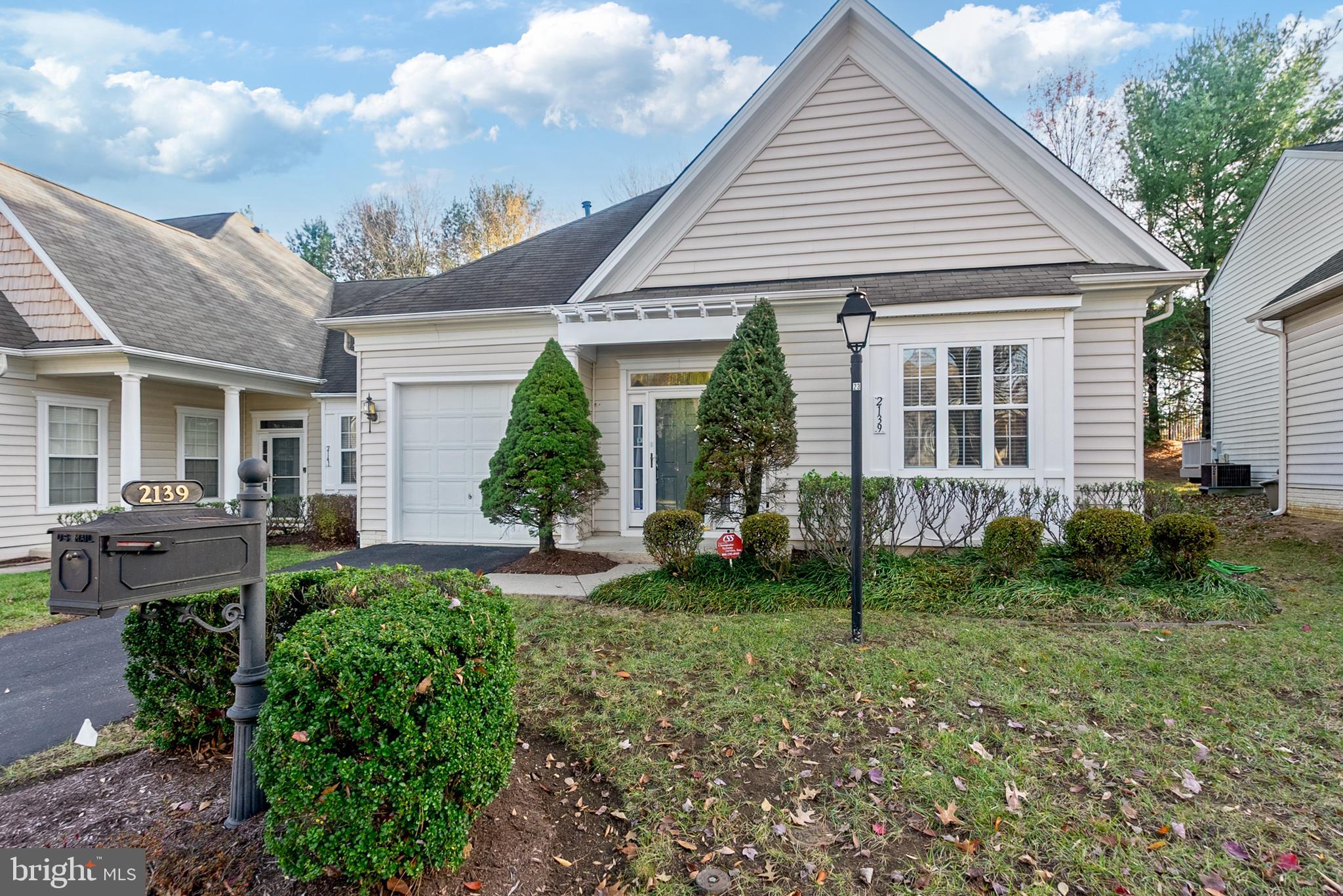 2139 Vittoria Ct #35