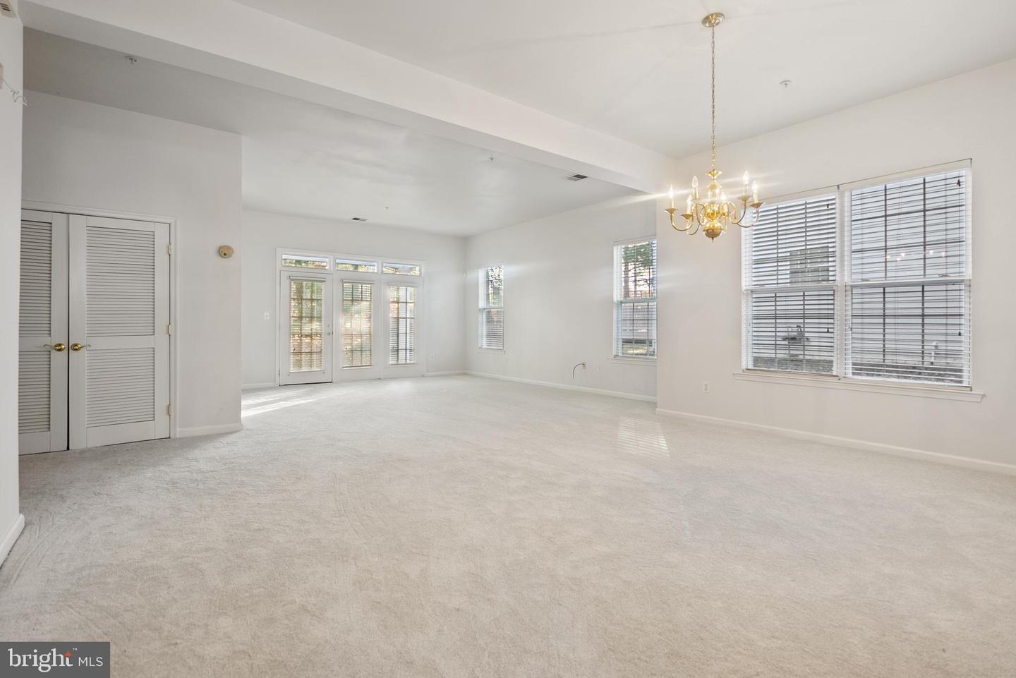 2139 Vittoria Ct #35
