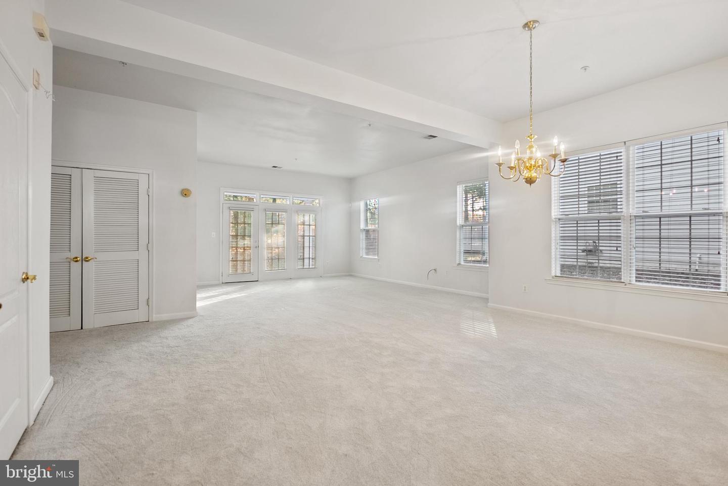 2139 Vittoria Ct #35