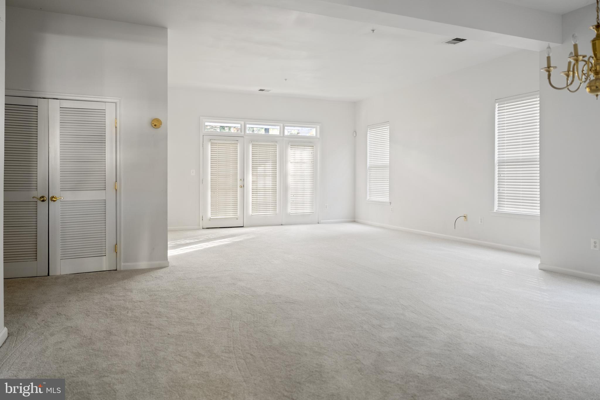 2139 Vittoria Ct #35
