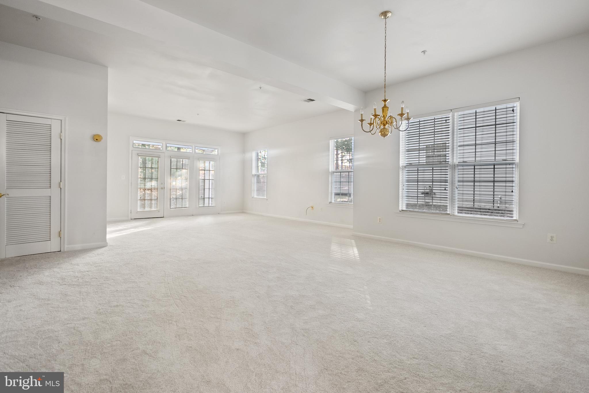 2139 Vittoria Ct #35