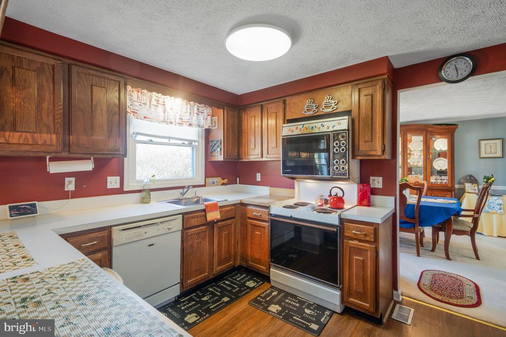11006 Lake Arbor Way