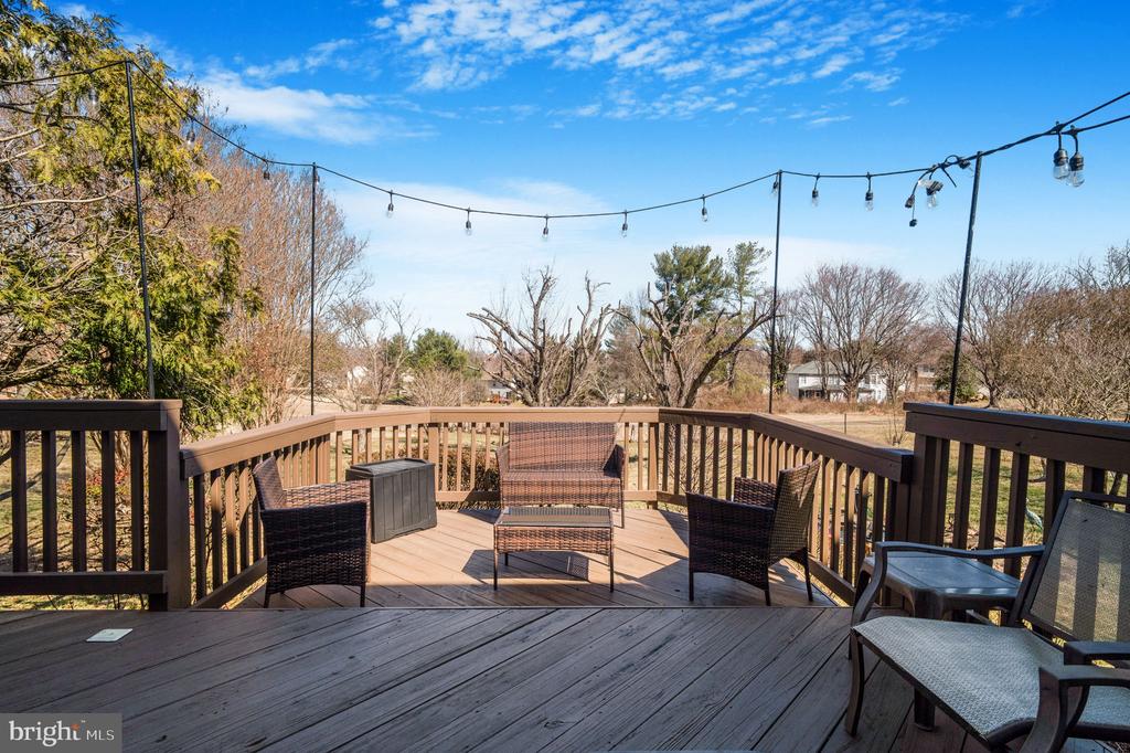 11006 Lake Arbor Way