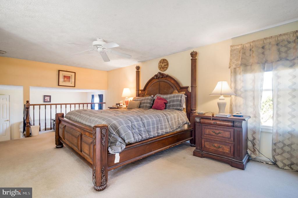 11006 Lake Arbor Way