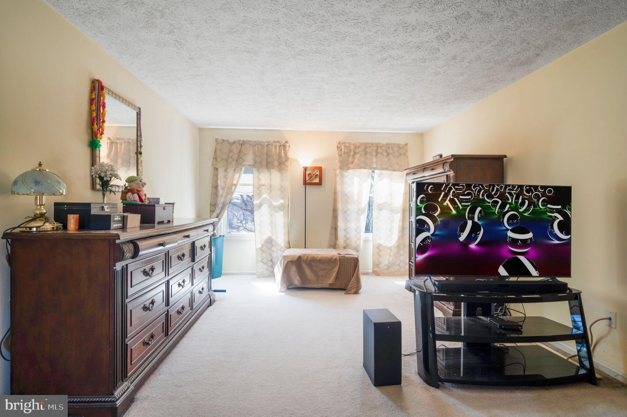 11006 Lake Arbor Way