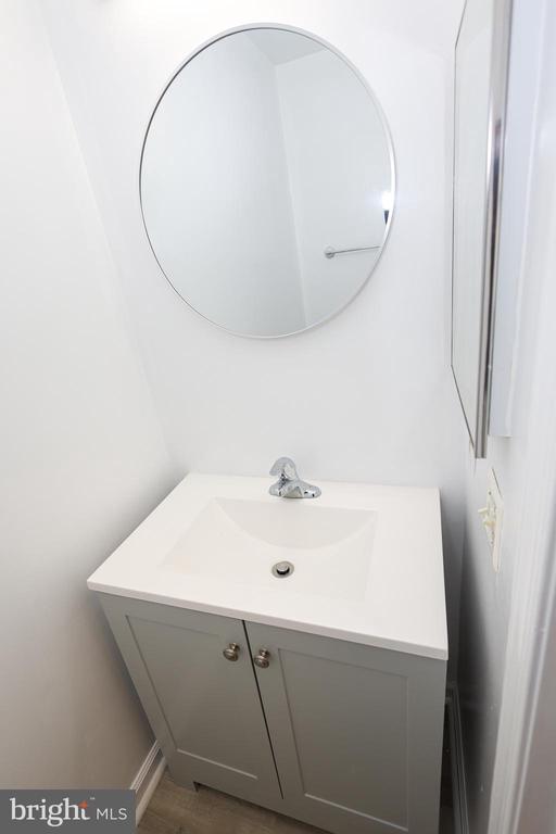 6113 PEGGYANNE CT