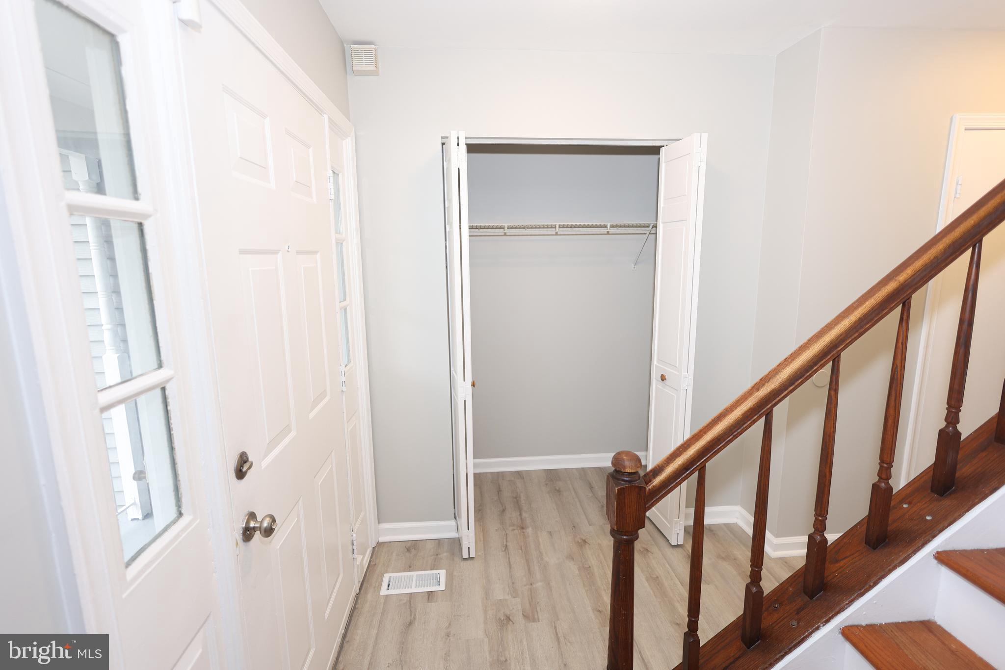 6113 PEGGYANNE CT