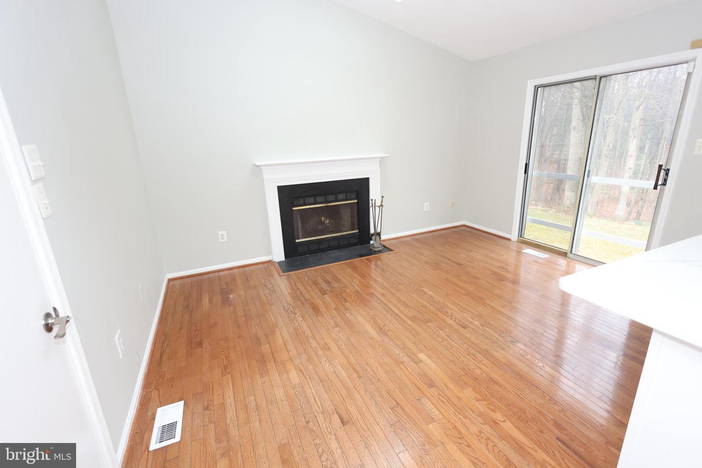 6113 PEGGYANNE CT