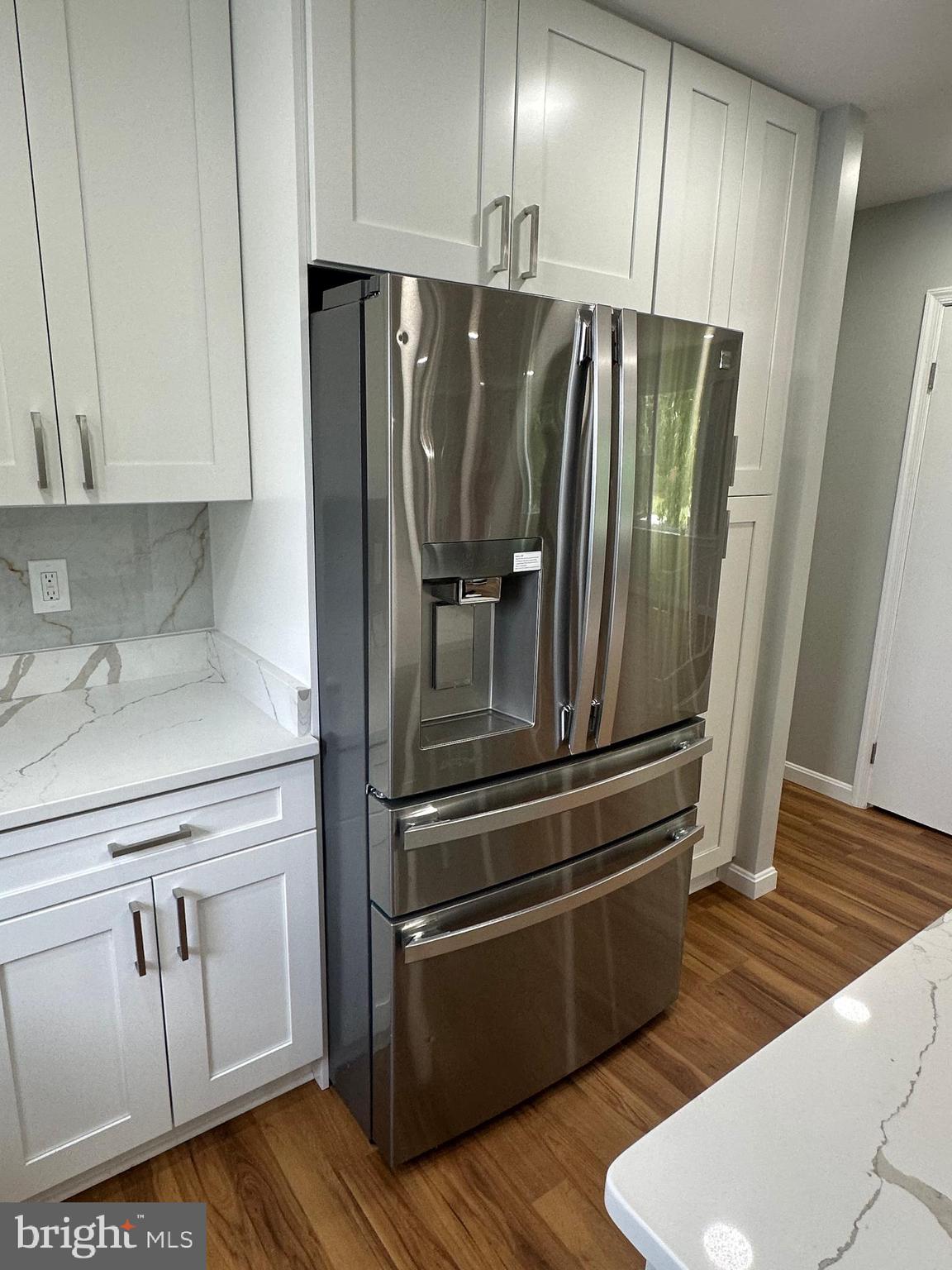 2108 REDWOOD TERRACE