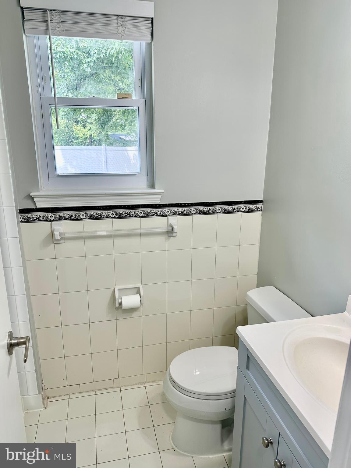 2108 REDWOOD TERRACE