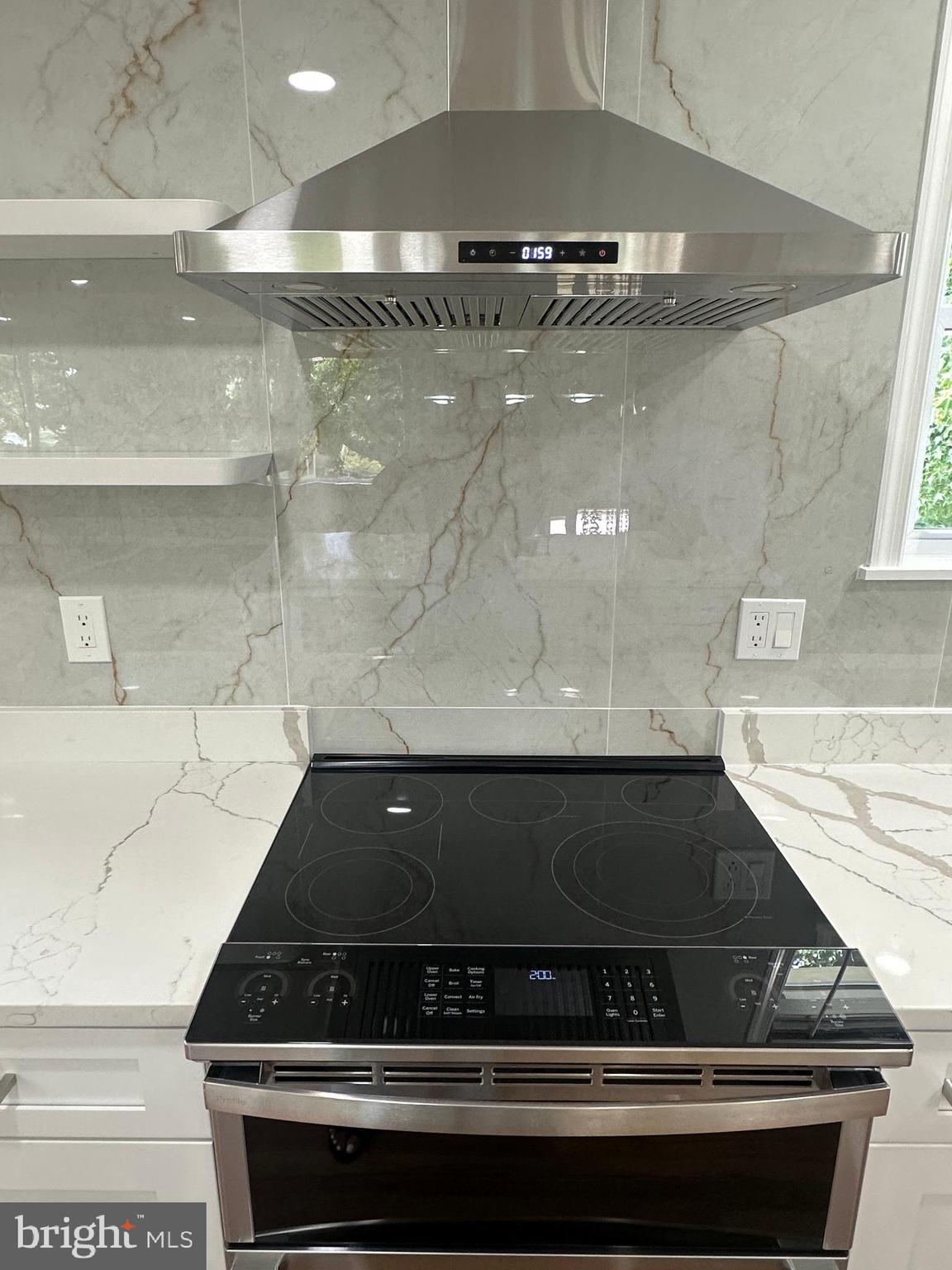 2108 REDWOOD TERRACE