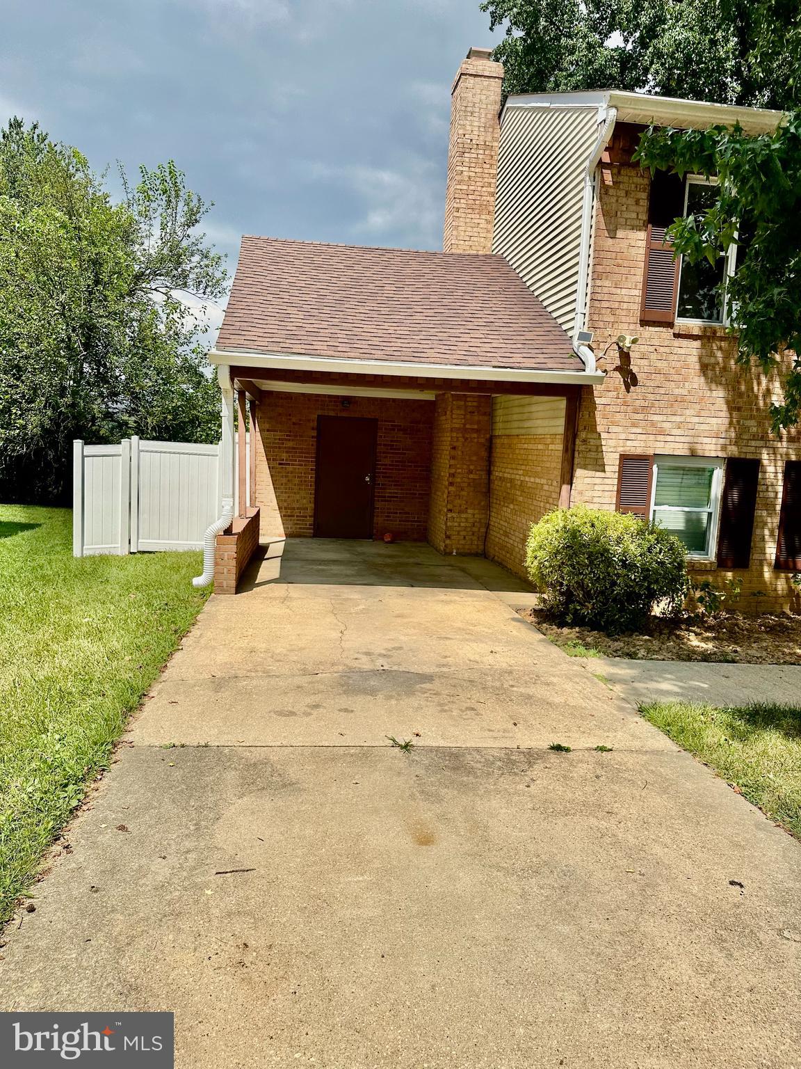 2108 REDWOOD TERRACE