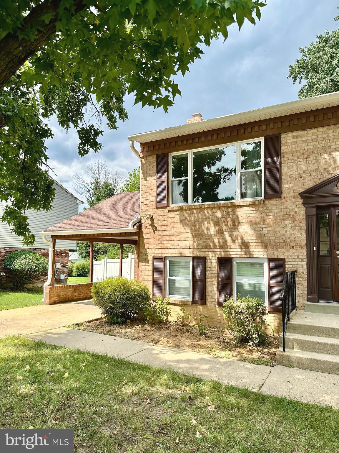 2108 REDWOOD TERRACE