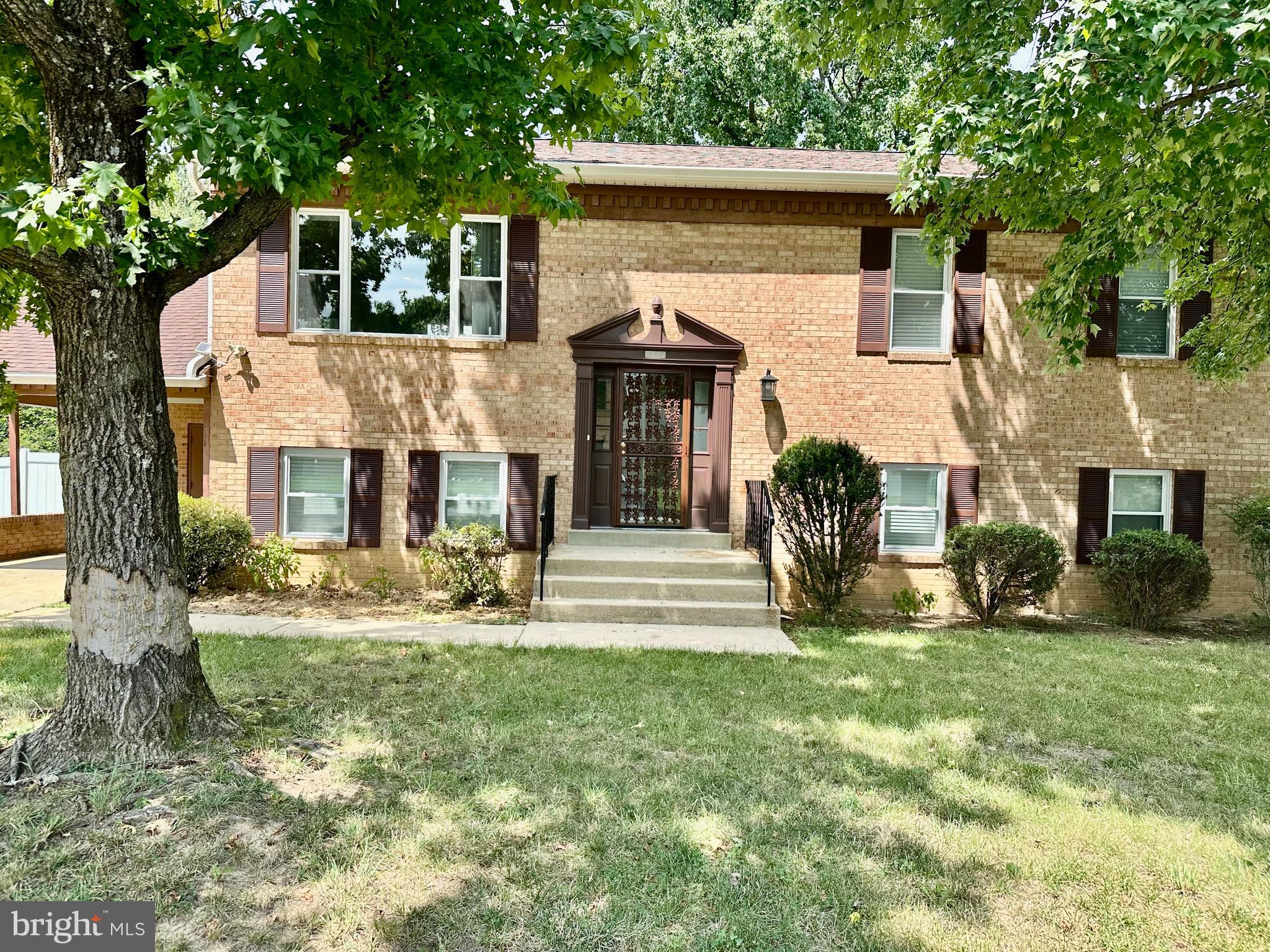 2108 REDWOOD TERRACE