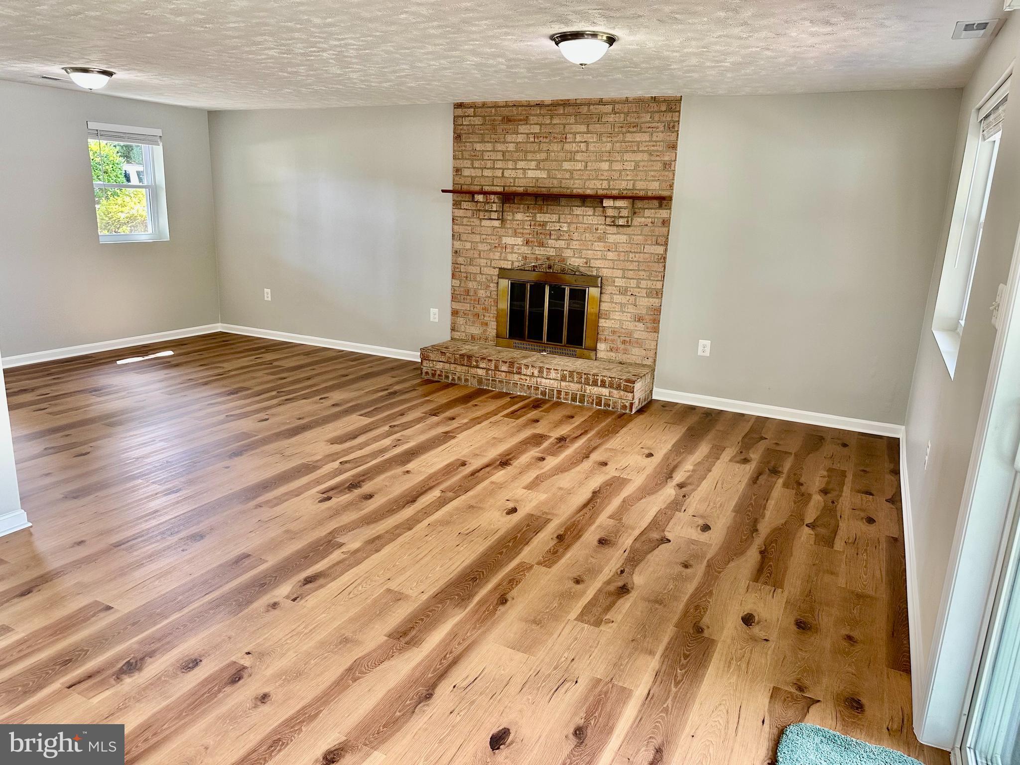 2108 REDWOOD TERRACE