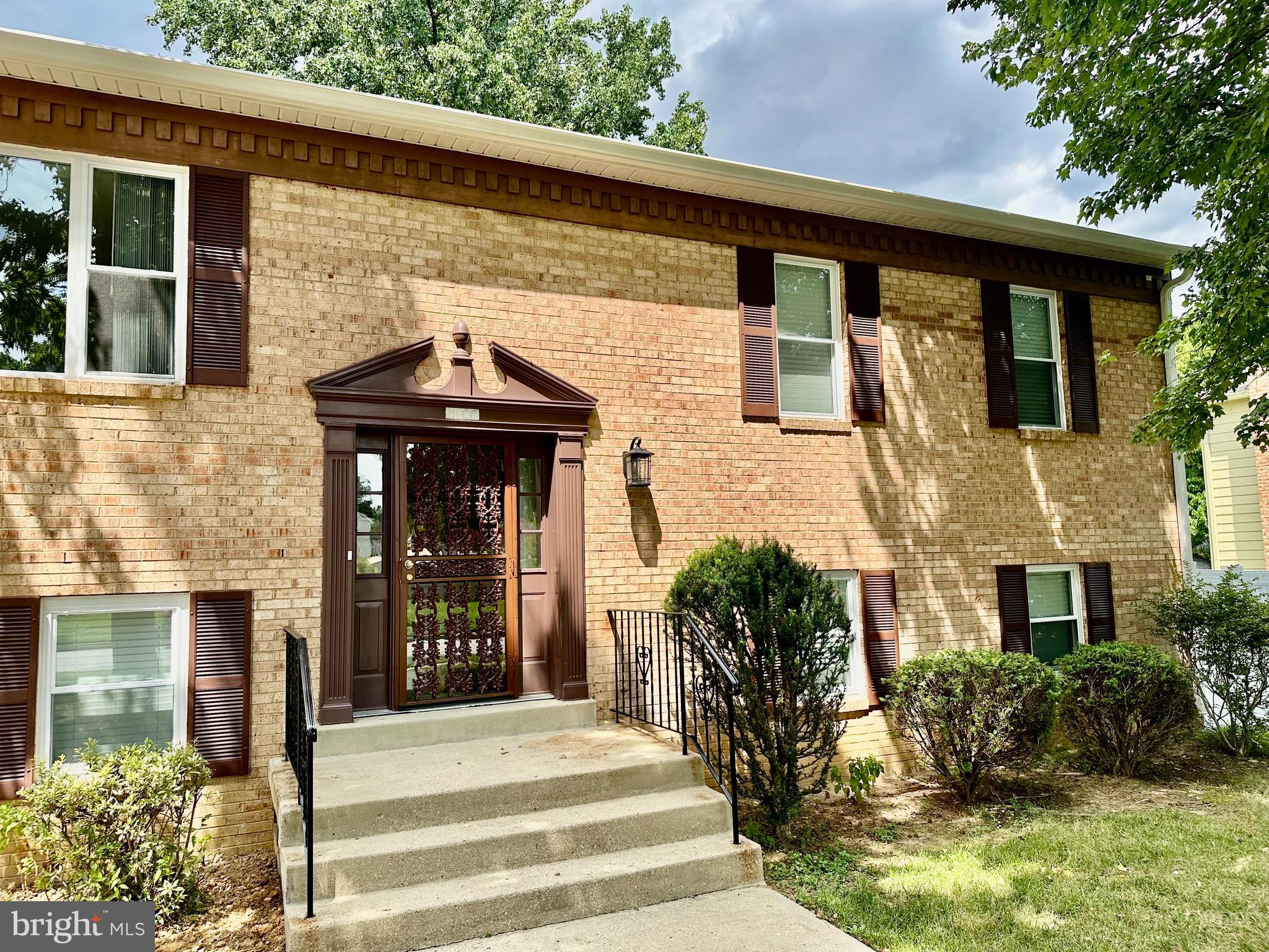 2108 REDWOOD TERRACE