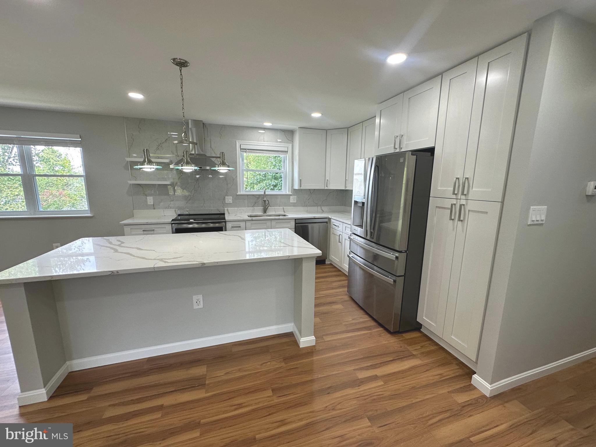 2108 REDWOOD TERRACE