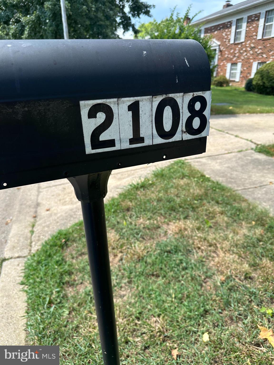 2108 REDWOOD TERRACE