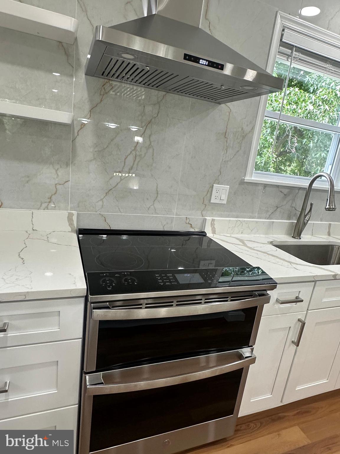 2108 REDWOOD TERRACE